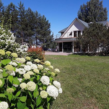 Willipu Guesthouse Alatskivi Екстериор снимка